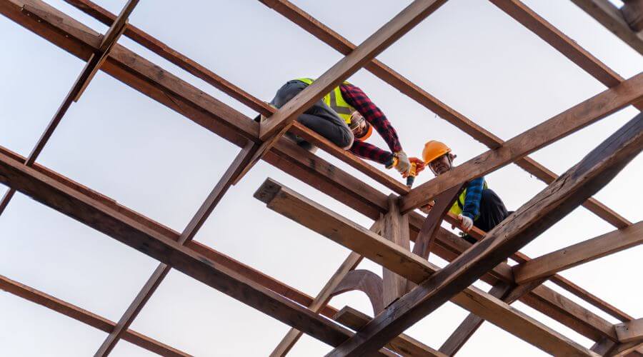 Professional gutter cleaning services in Prineville, OR